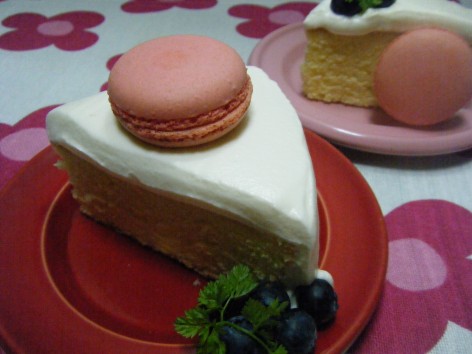 マカロンのケーキ（カット）