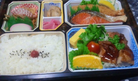ロケ弁