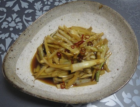 うどの皮のきんぴら