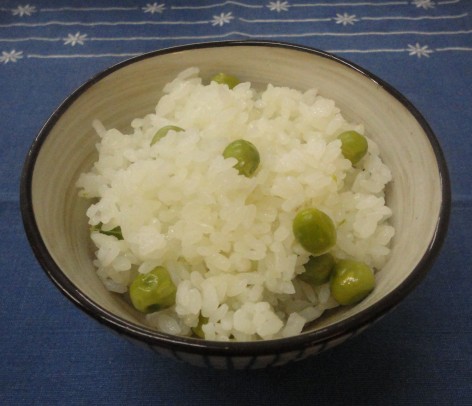 グリンピースごはん