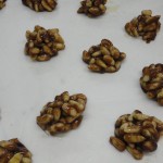 形を作り冷やす