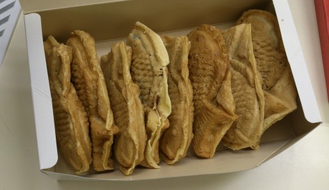 差し入れ（タイ焼き）
