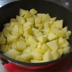 りんごを煮る