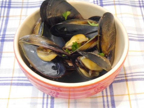 ムール貝のワイン蒸し